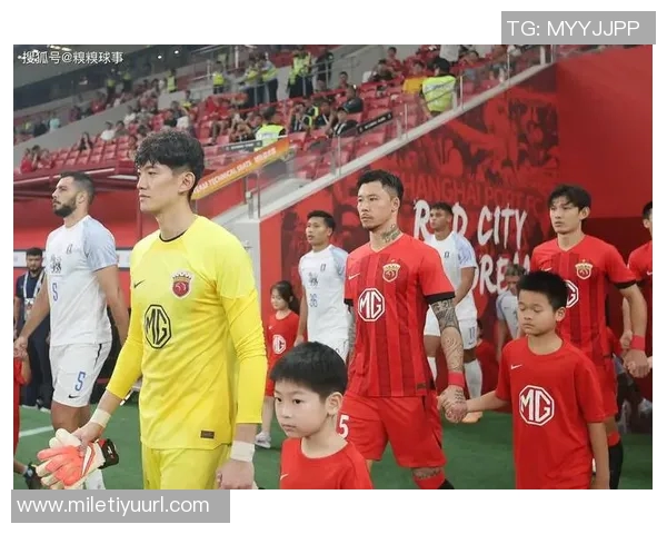 朱鹏宇祝贺海港夺冠感谢球迷支持我们全力以赴的努力