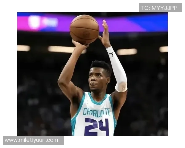 布兰登米勒全能表现15投9中砍下24分5篮板7助攻3抢断1盖帽三分球命中率高达57