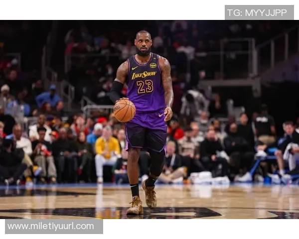 詹姆斯赛后比23手势NBA官推庆祝第23个赛季的精彩进行