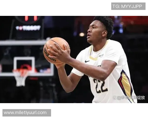 奎因新秀赛季豪取三双加入鹈鹕队史传奇行列